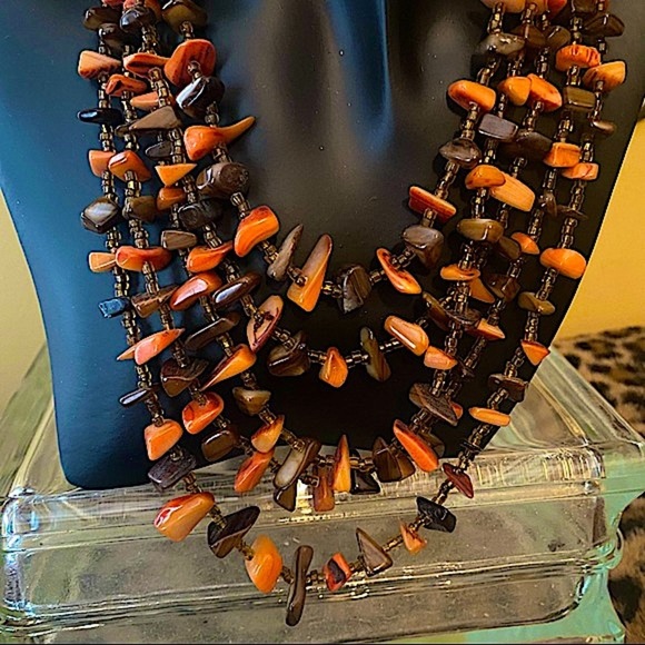 Vintage 5 strand amber stone necklace with beautiful clasp - Rare! - Picture 3 of 5